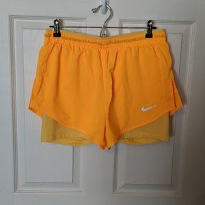 Women's Nike 2-in-1 running short